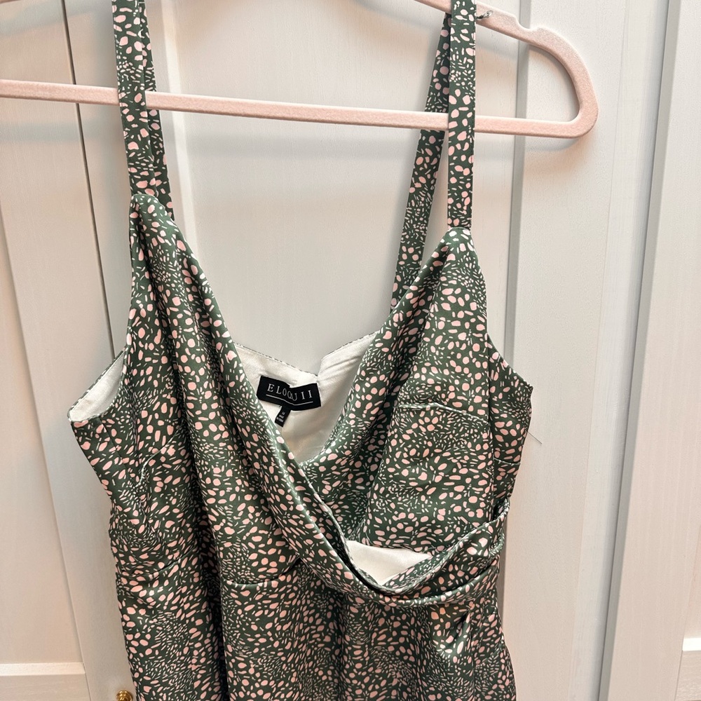 Satin maxi dress side slit, slip dress. Green and pink print surplice top - Picture 9 of 9